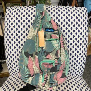 Kavu Green Print Sling Bag
